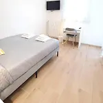 게스트하우스 Blue Sky Rooftop - Policlinico 3*