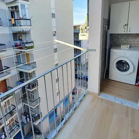 Gasthof Blue Sky Rooftop - Policlinico 3*