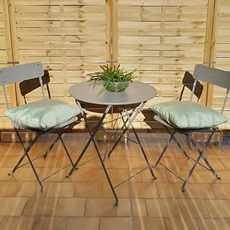 Gasthof Blue Sky Rooftop - Policlinico 3*