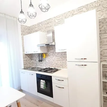 Blue Sky Rooftop - Policlinico 招待所 巴里