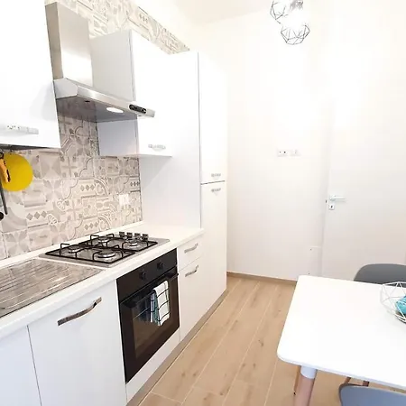 Blue Sky Rooftop - Policlinico