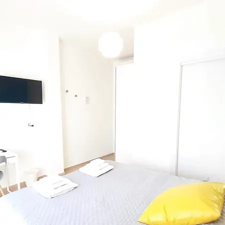 招待所 Blue Sky Rooftop - Policlinico